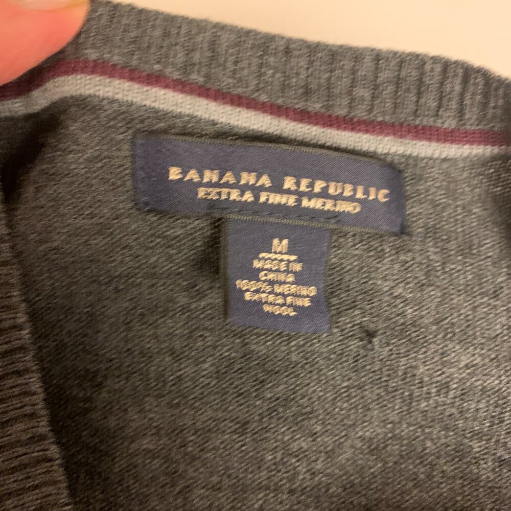 Merino Wool Sweaters Mens Size M FLAWED Holes 1 Brown & 1 Grey Warm Soft AS IS - Picture 4 of 12